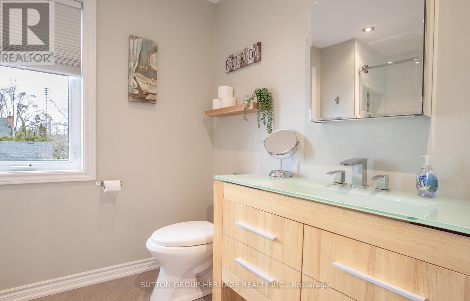 45 HARRIS PARK DRIVE Image 24