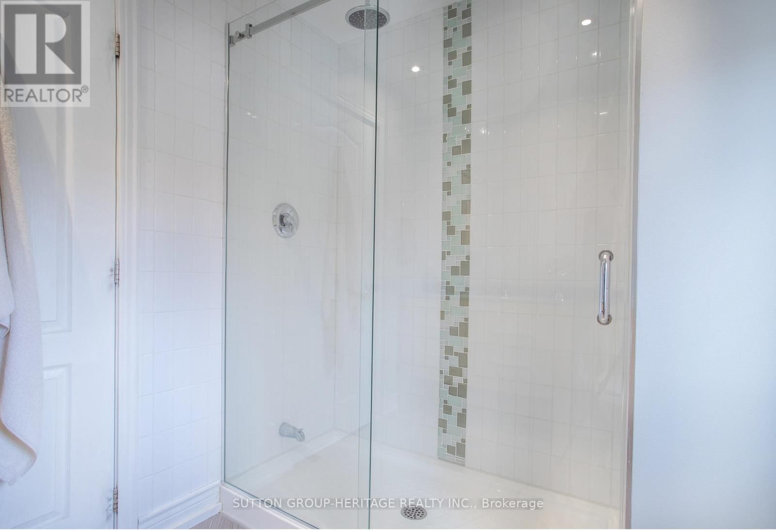 45 HARRIS PARK DRIVE Image 25