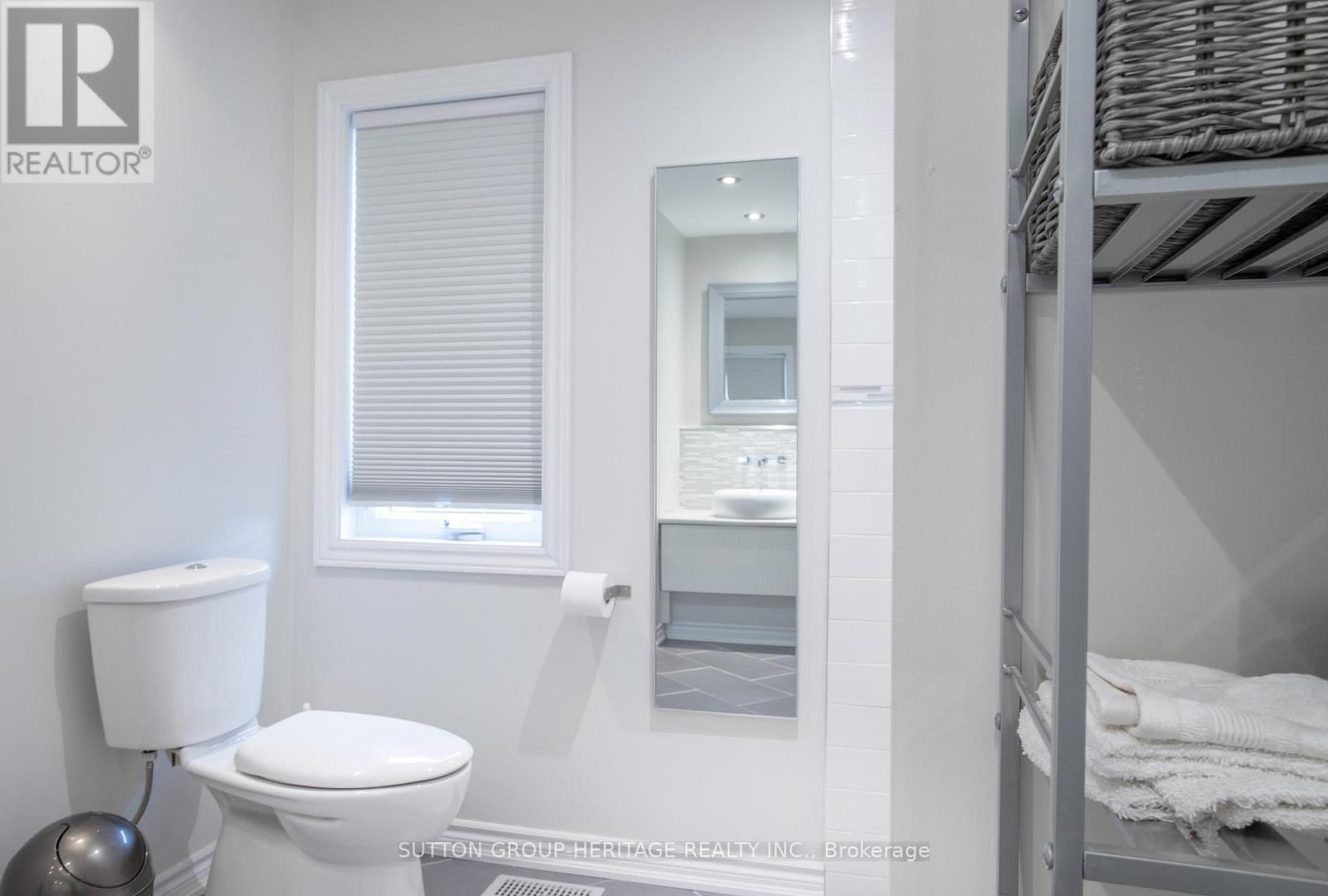 45 HARRIS PARK DRIVE Image 31