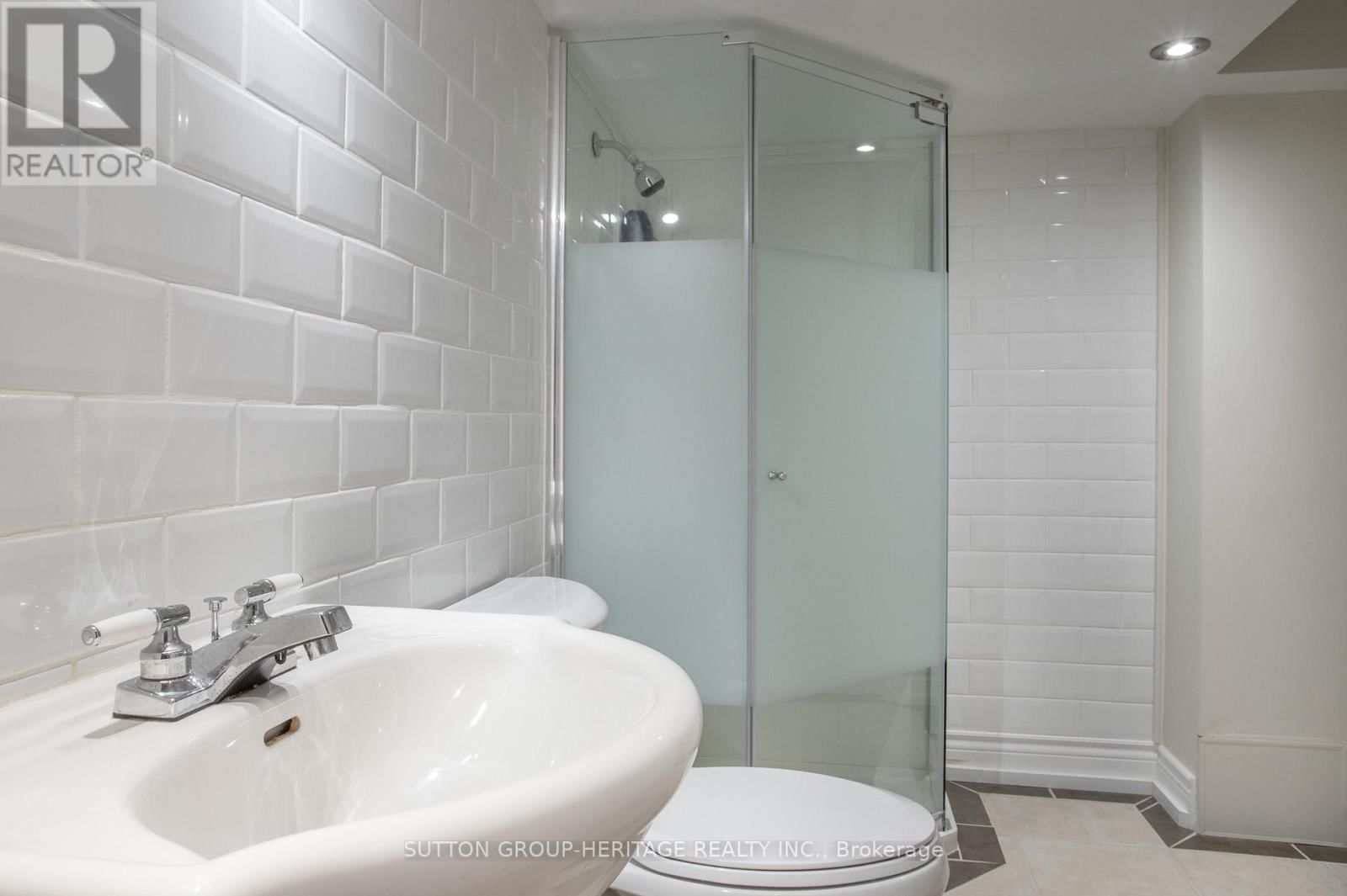 45 HARRIS PARK DRIVE Image 36