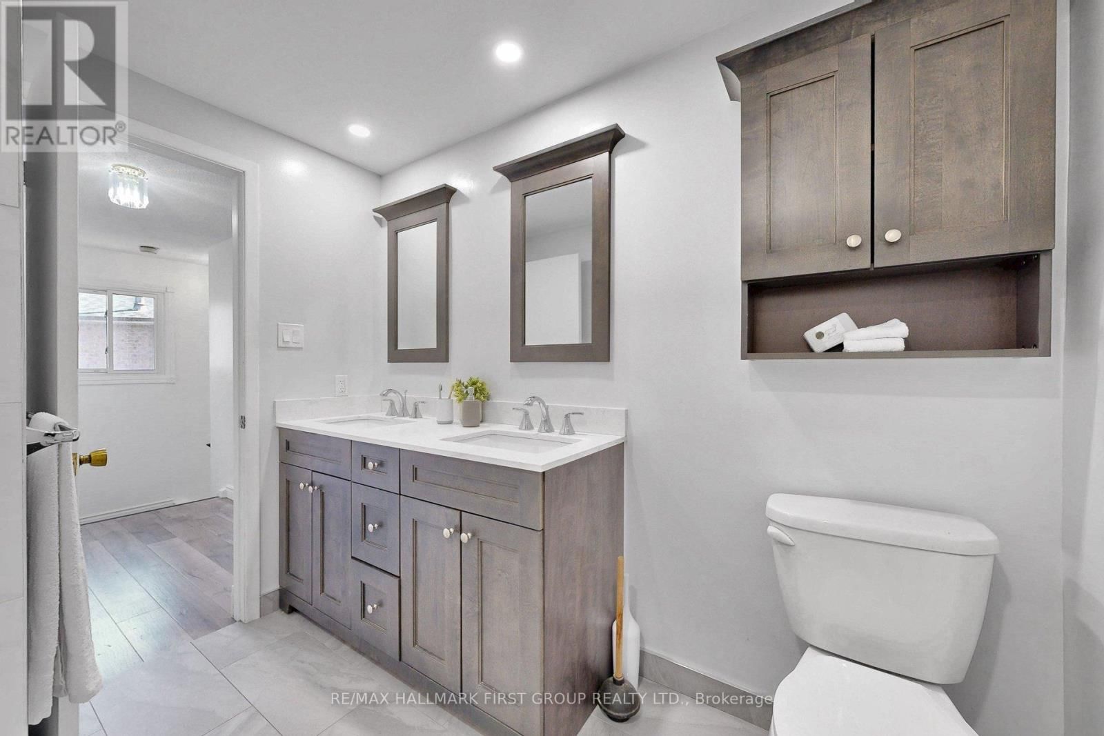 1138 TANZER COURT Image 29