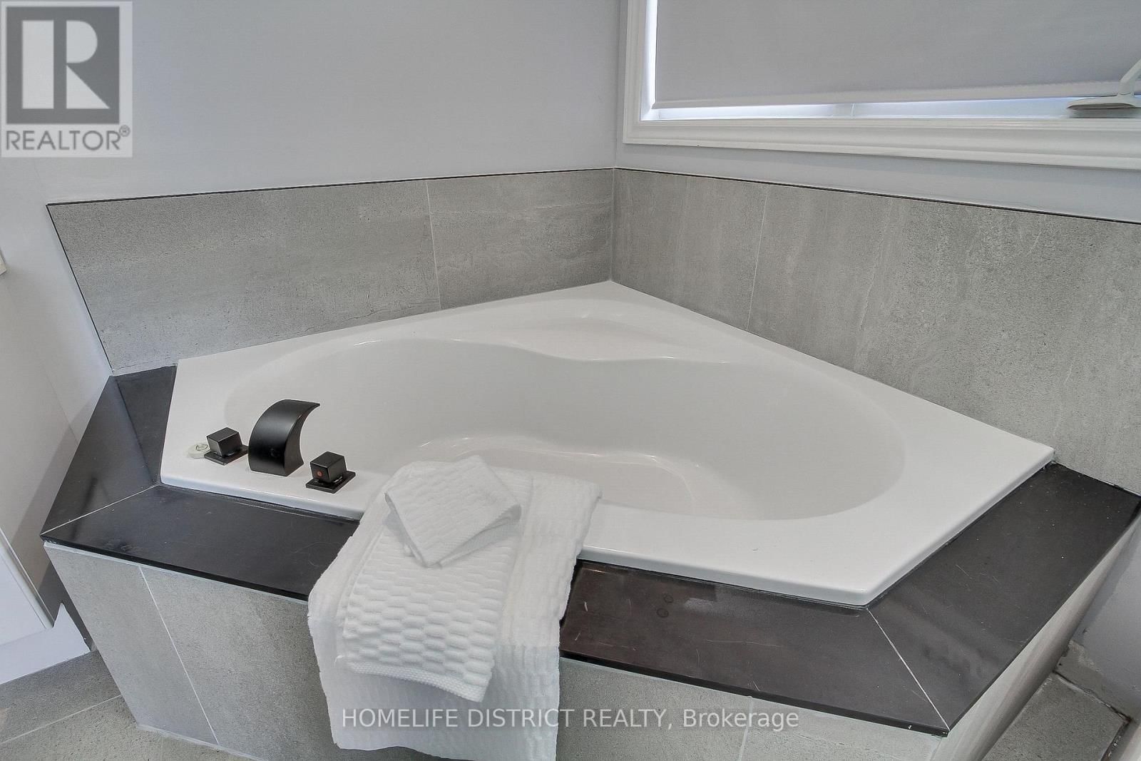 847 GREENLEAF CIRCLE Image 29