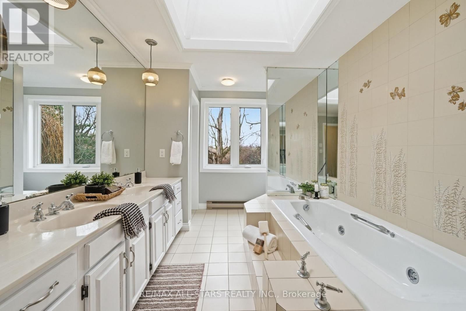 2407 ASHBRIDGE ROAD Image 17