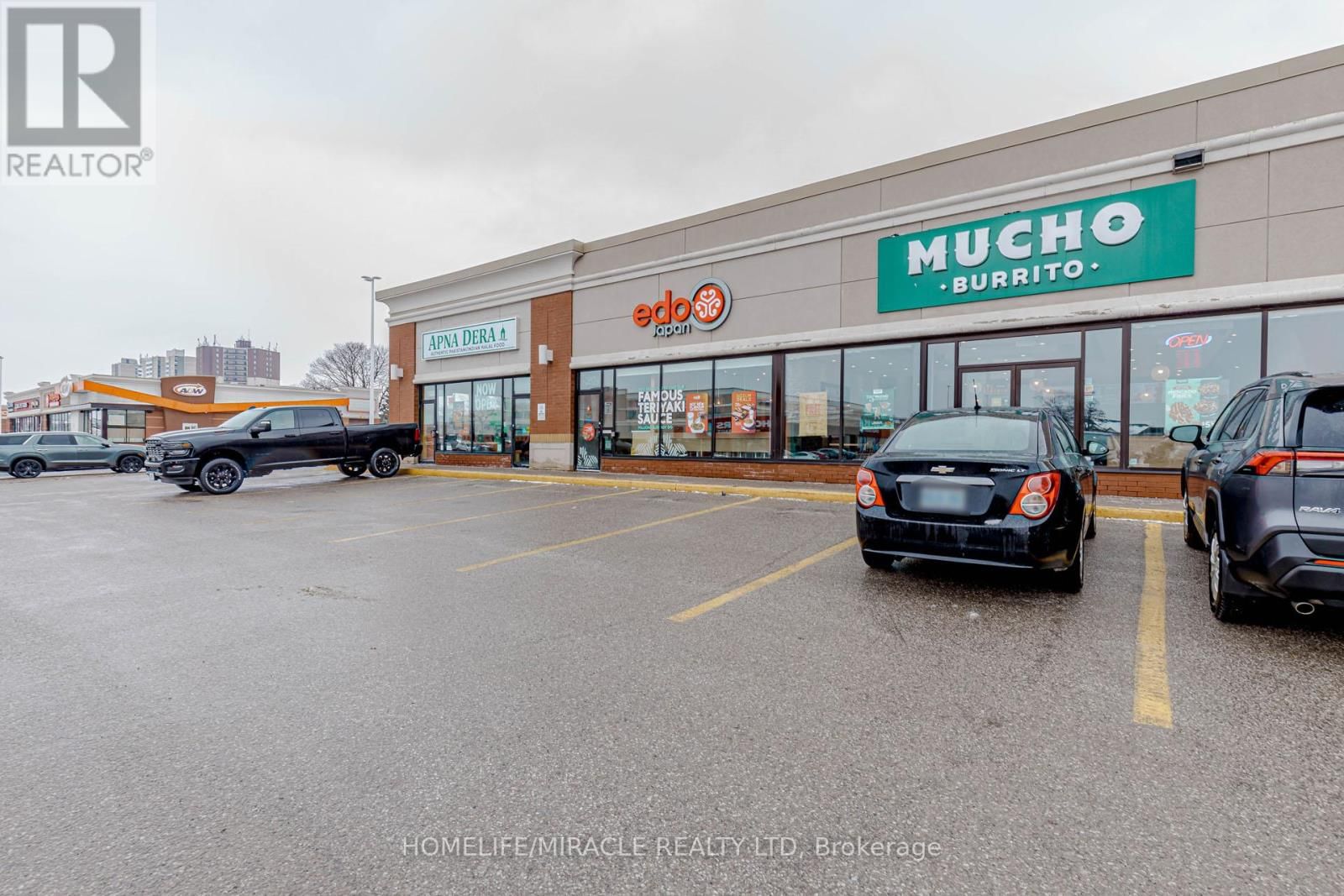 2 - 320 HARWOOD AVENUE SOUTH Image 2