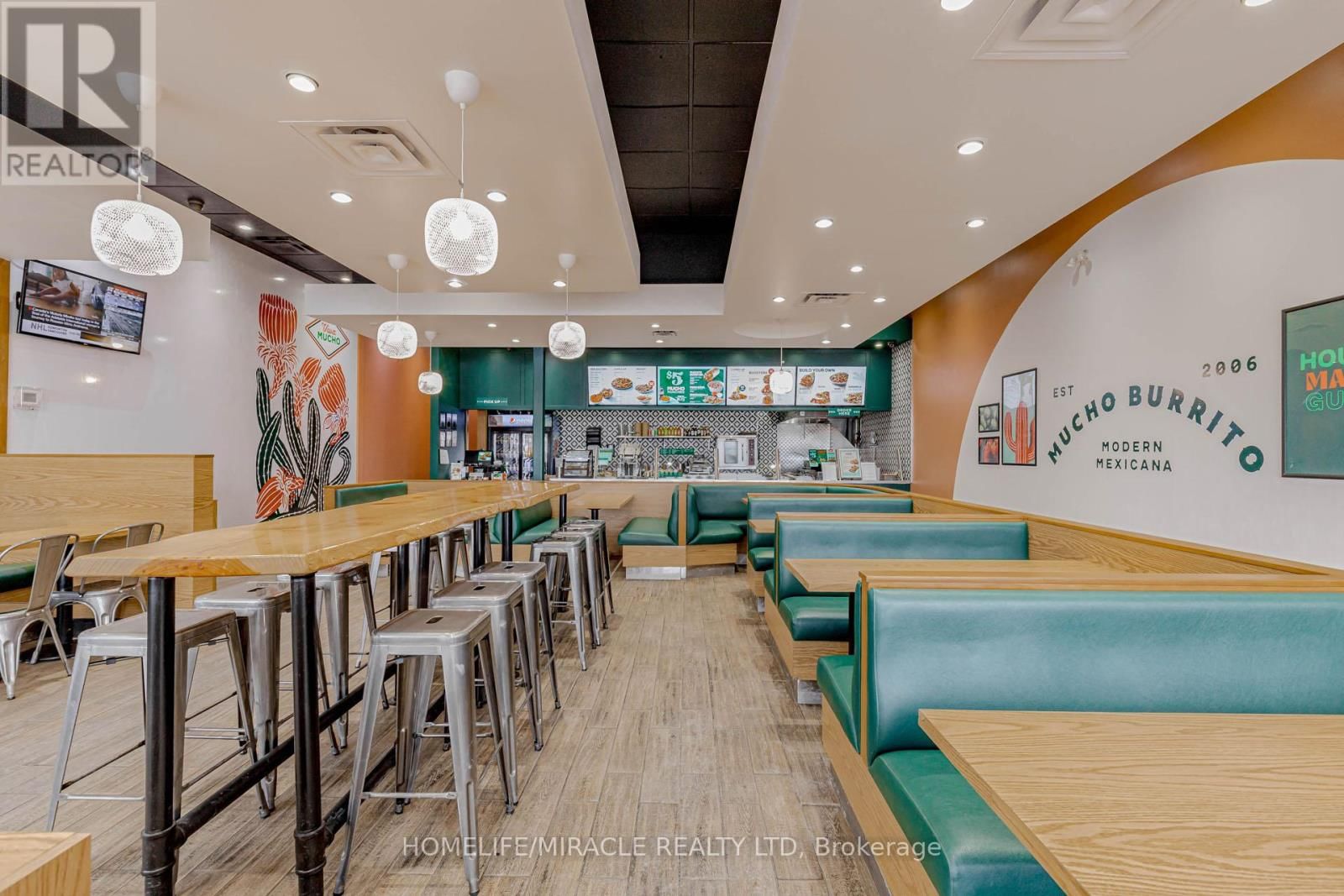 2 - 320 HARWOOD AVENUE SOUTH Image 9