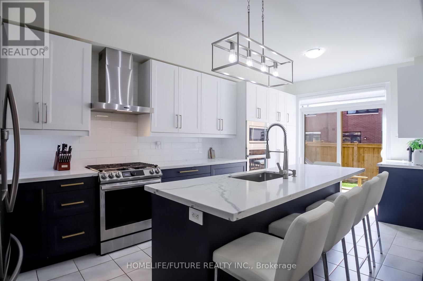 27 OGSTON CRESCENT Image 34