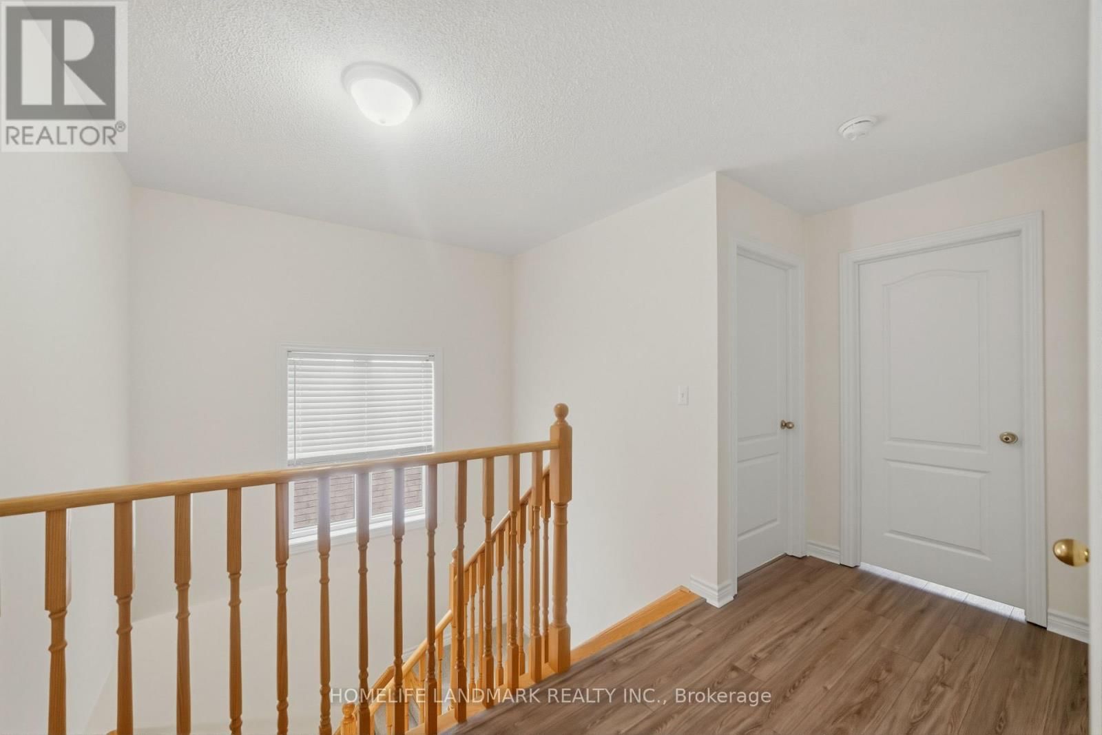 1712 CAROUSEL DRIVE Image 18