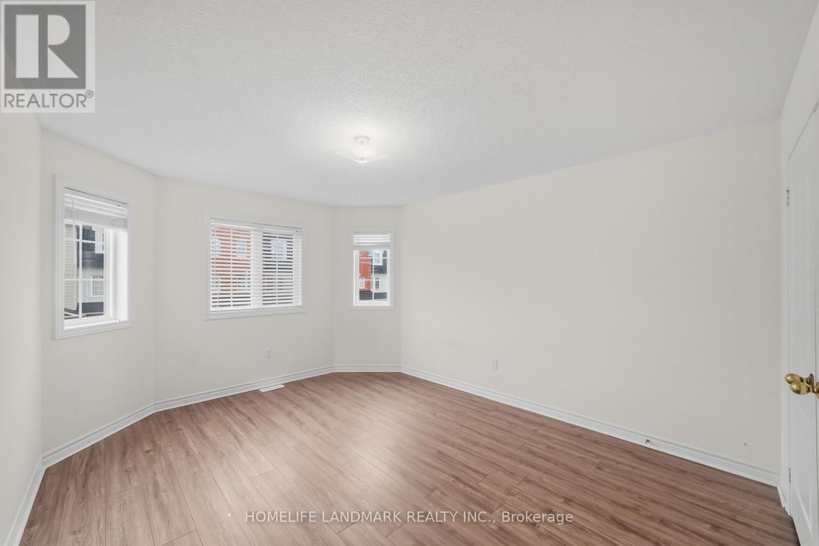 1712 CAROUSEL DRIVE Image 21