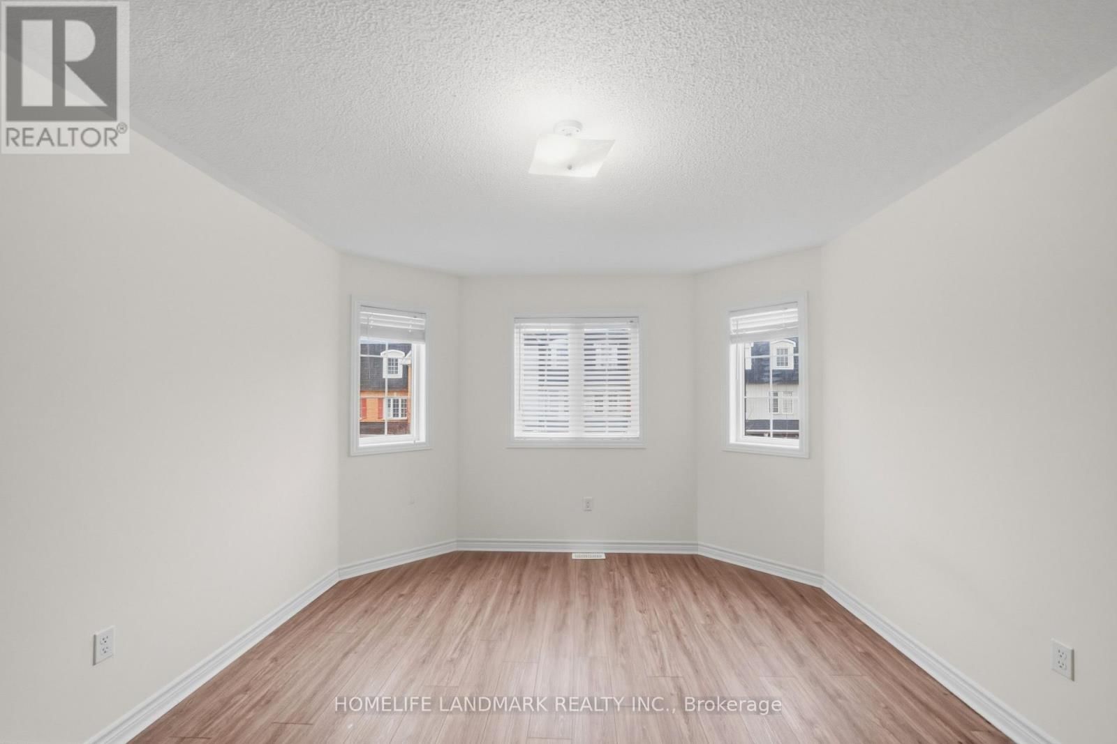 1712 CAROUSEL DRIVE Image 26