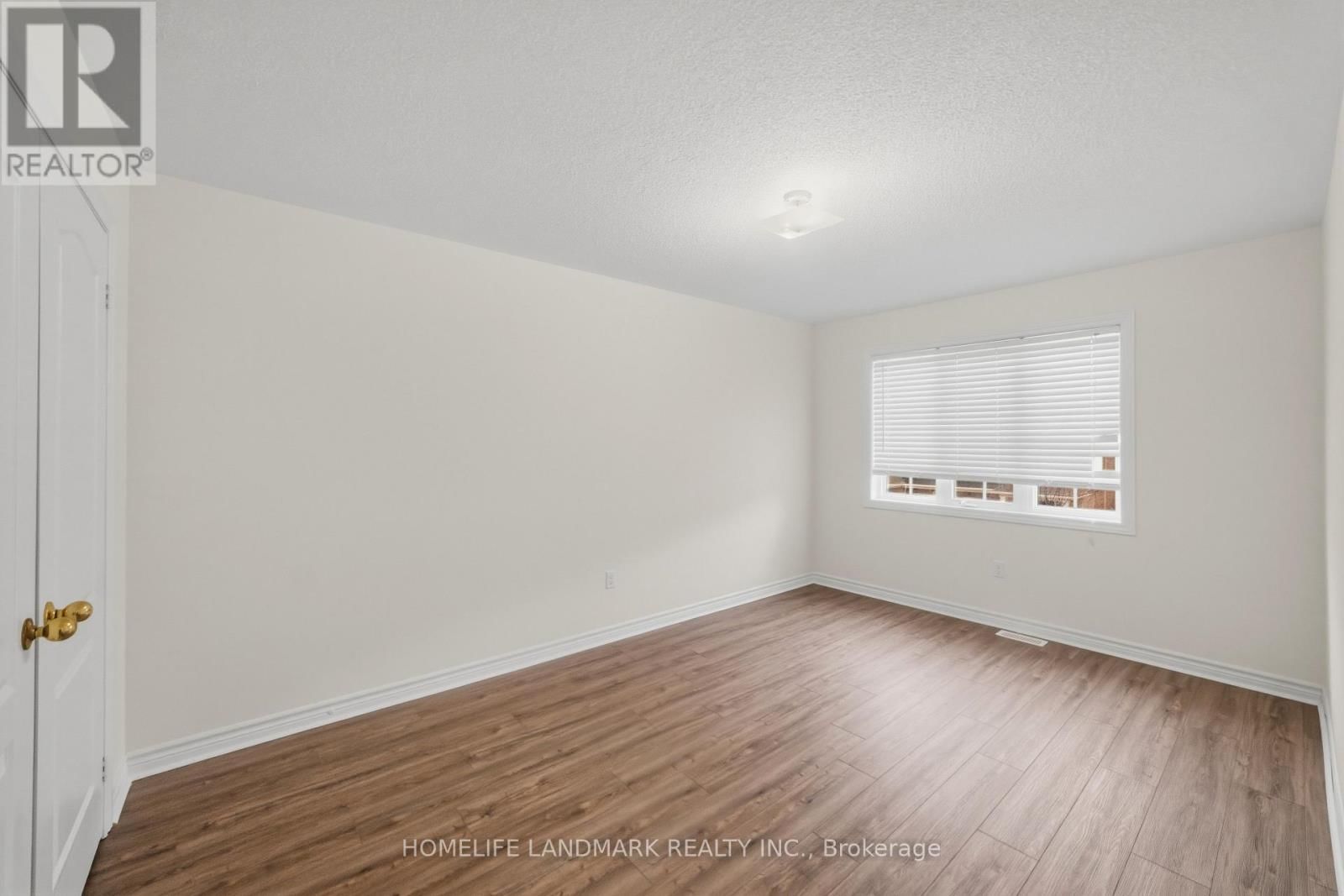 1712 CAROUSEL DRIVE Image 27