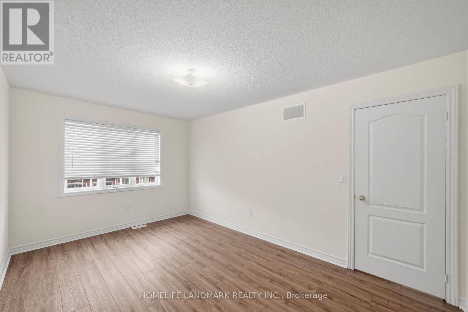 1712 CAROUSEL DRIVE Image 29