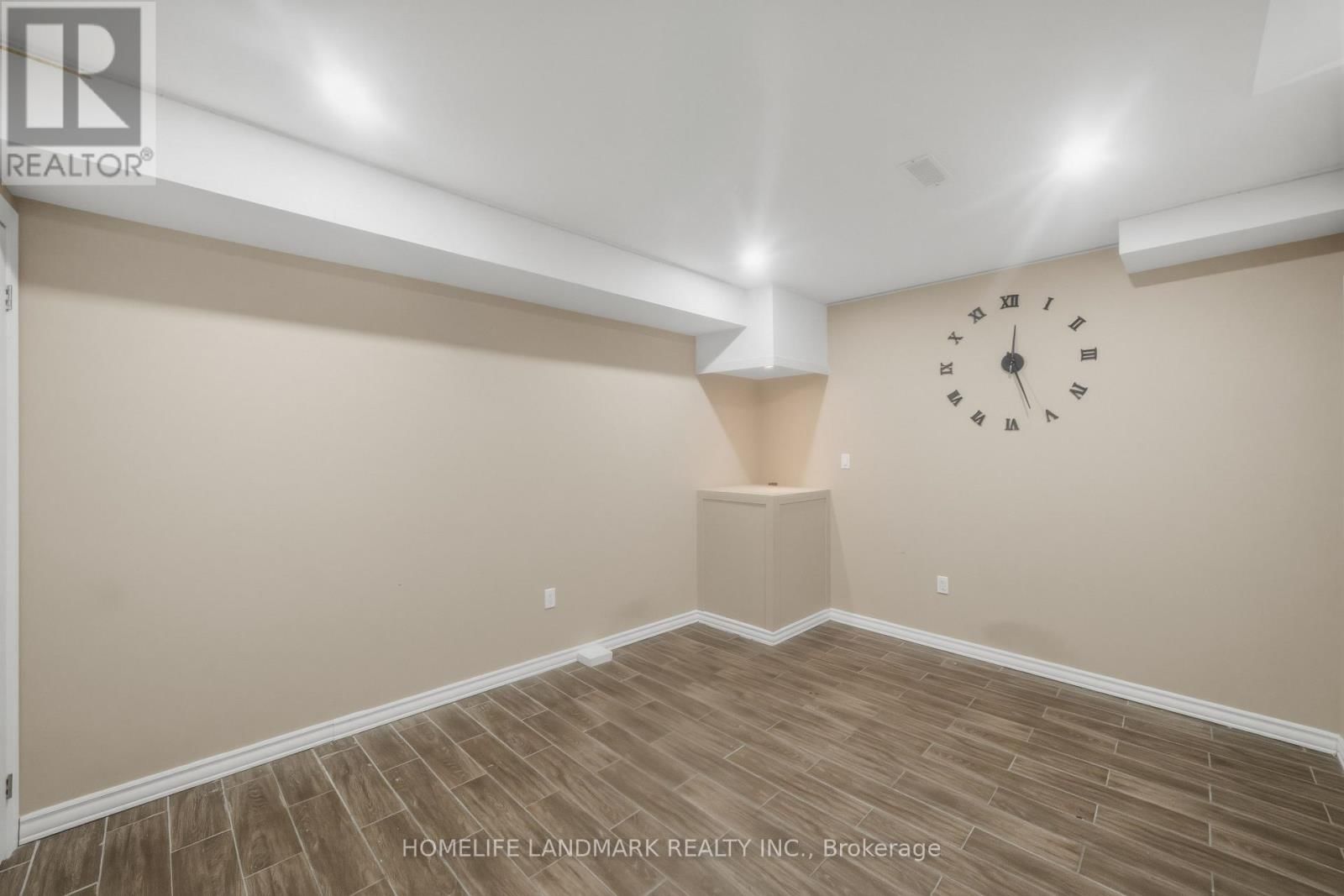 1712 CAROUSEL DRIVE Image 38