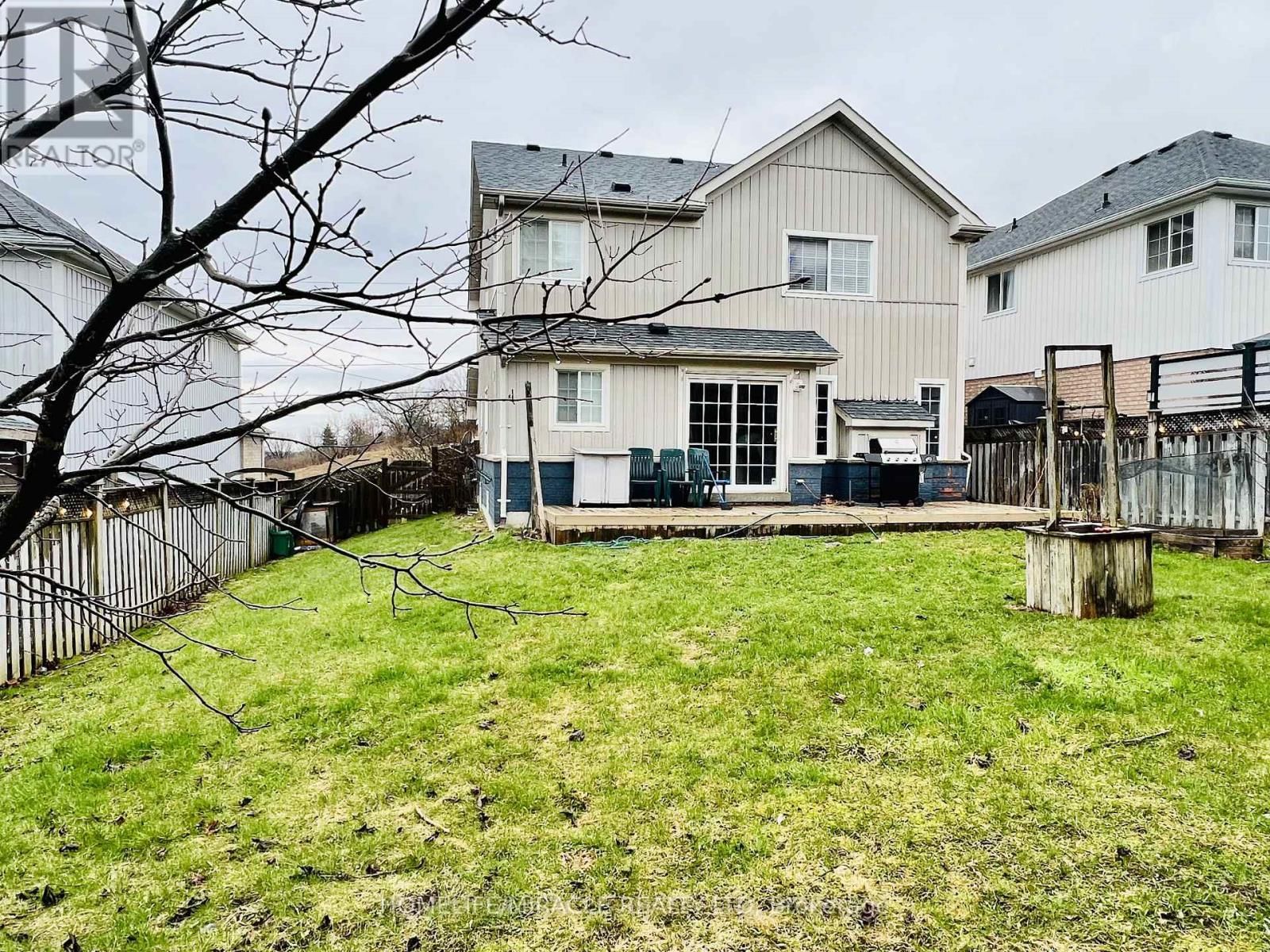 1033 GRANDVIEW STREET NORTH Image 14