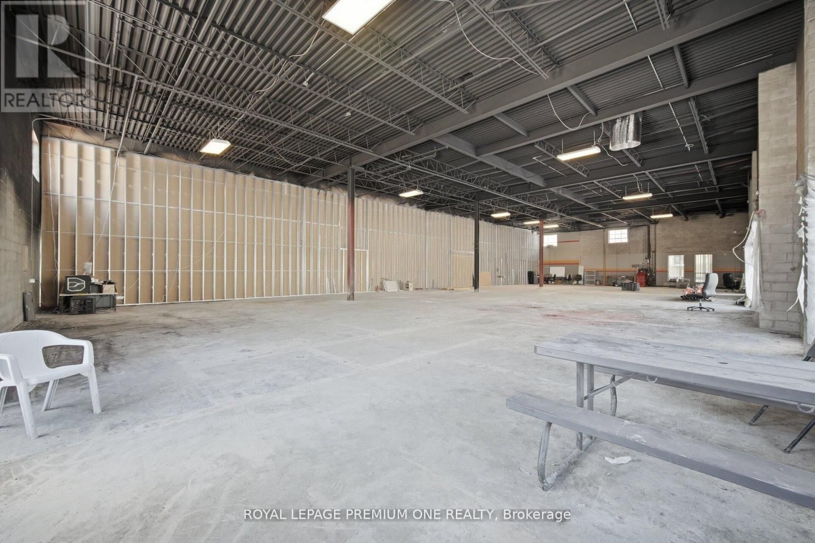 411 NUGGET AVENUE Image 17