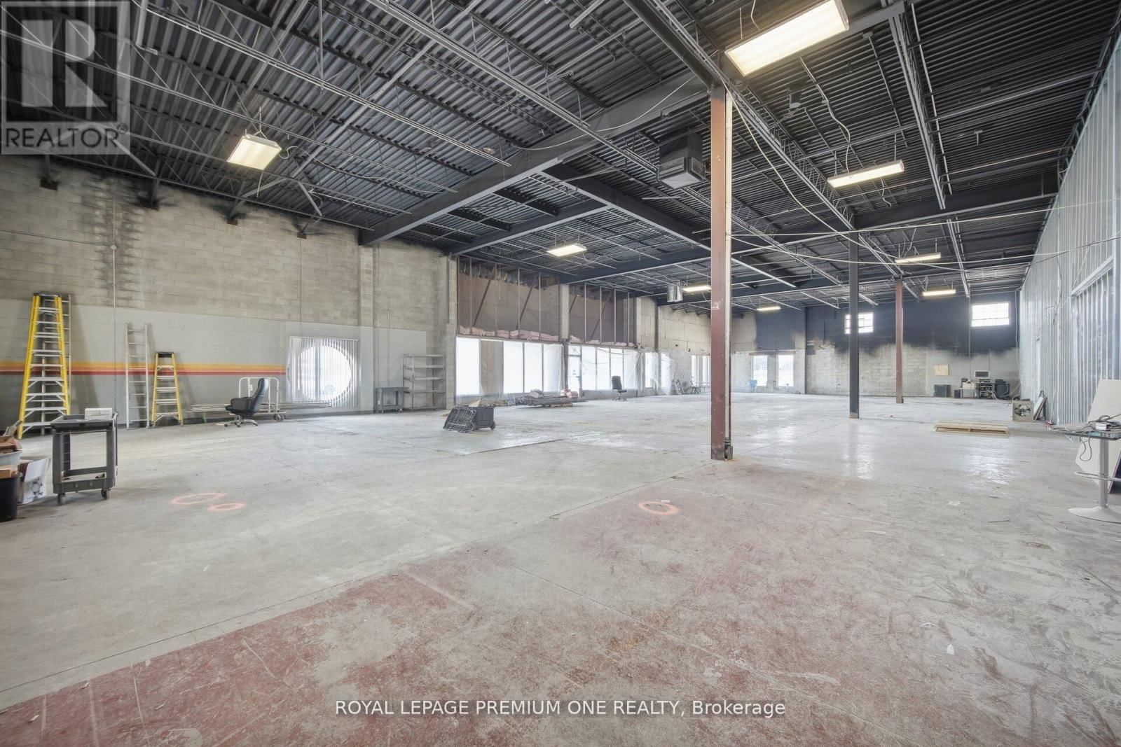 411 NUGGET AVENUE Image 21