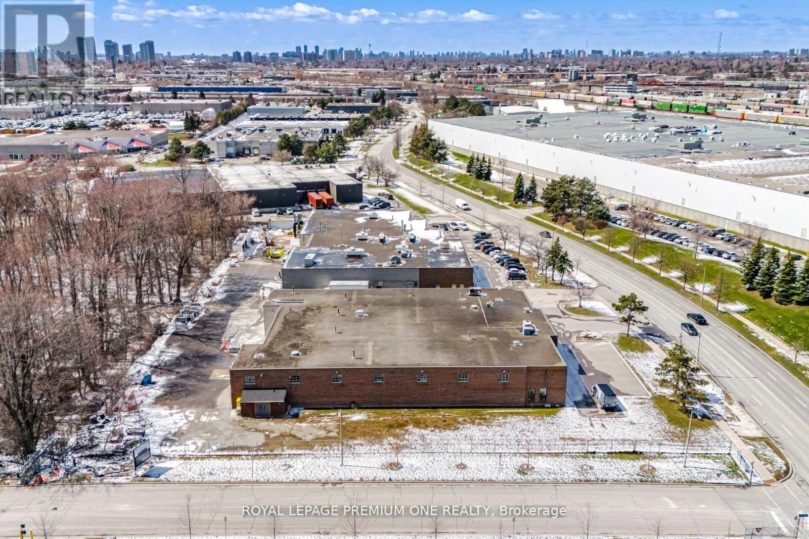 411 NUGGET AVENUE Image 8