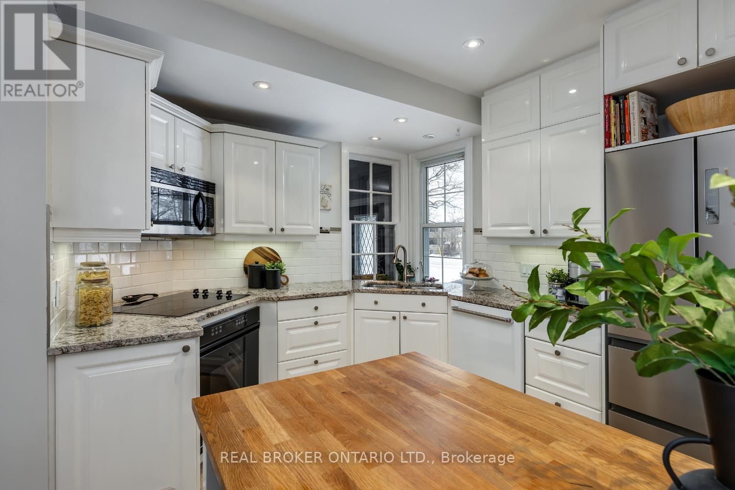 18 CONCESSION STREET WEST Image 14