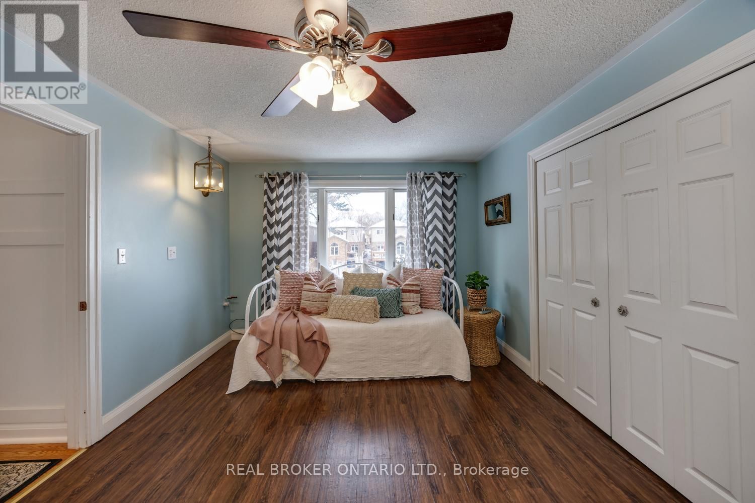 18 CONCESSION STREET WEST Image 24