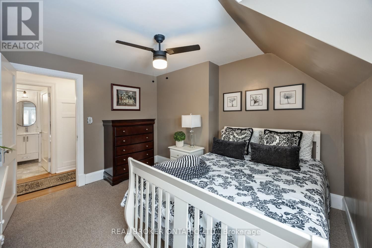 18 CONCESSION STREET WEST Image 27