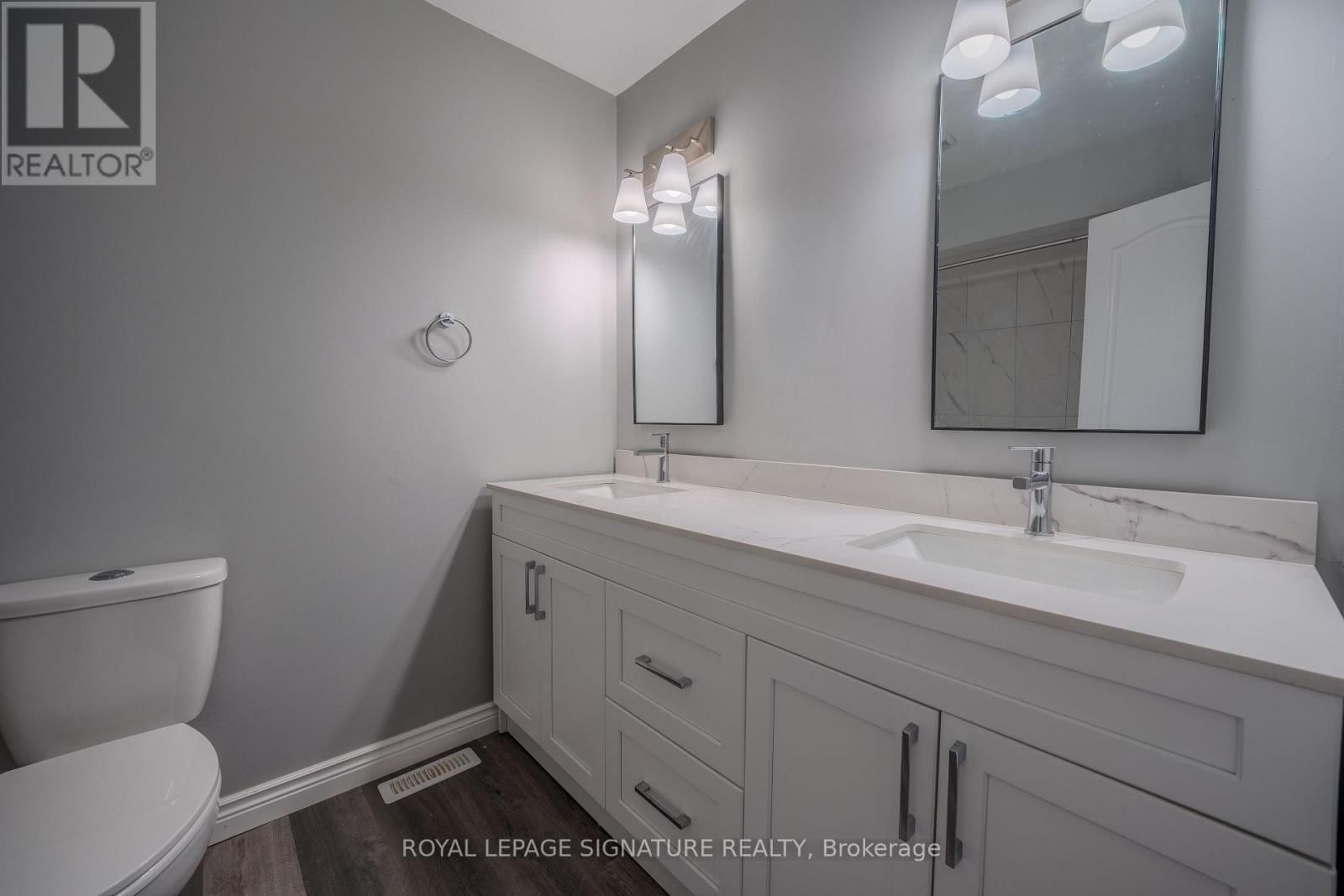 (Upper) - 2111 LYNN HEIGHTS DRIVE Image 10