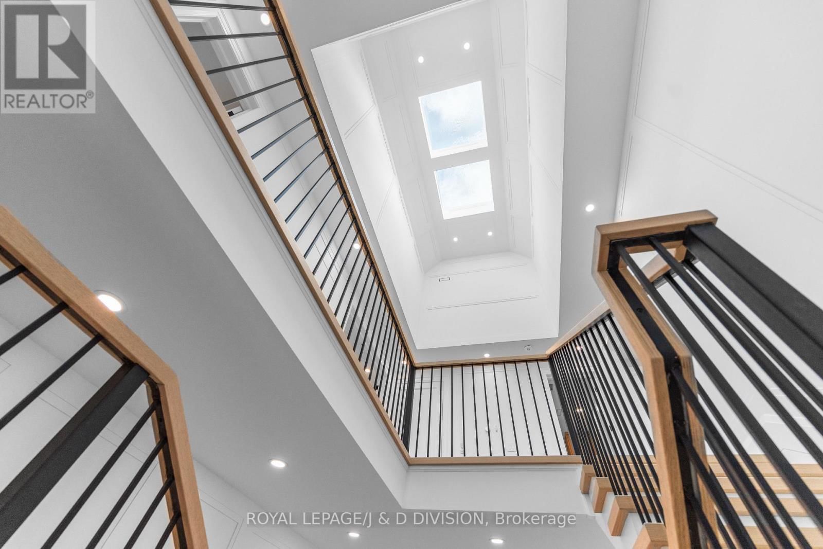 4 PINE RIDGE DRIVE Image 24