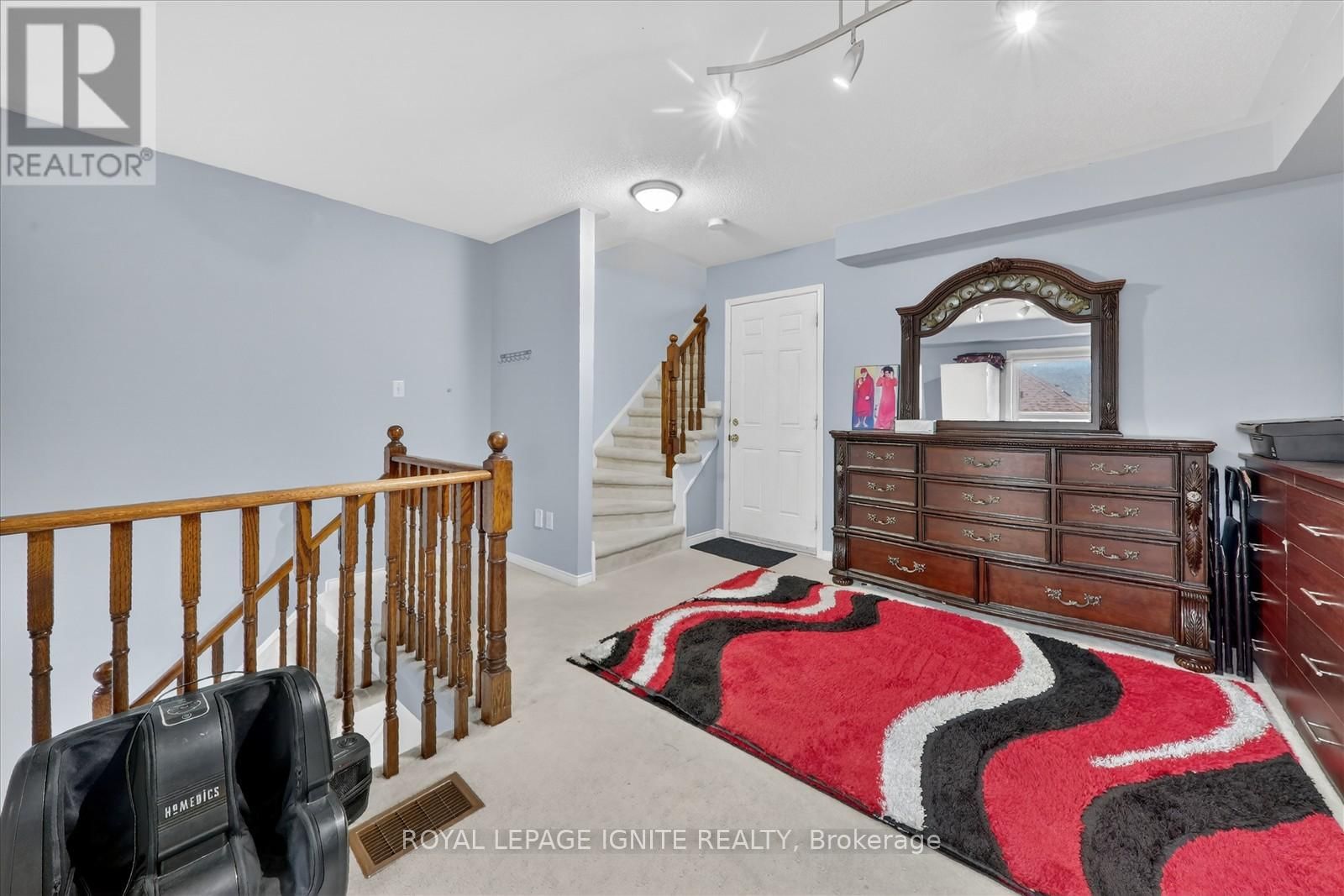 36 - 72 OAKINS LANE Image 29