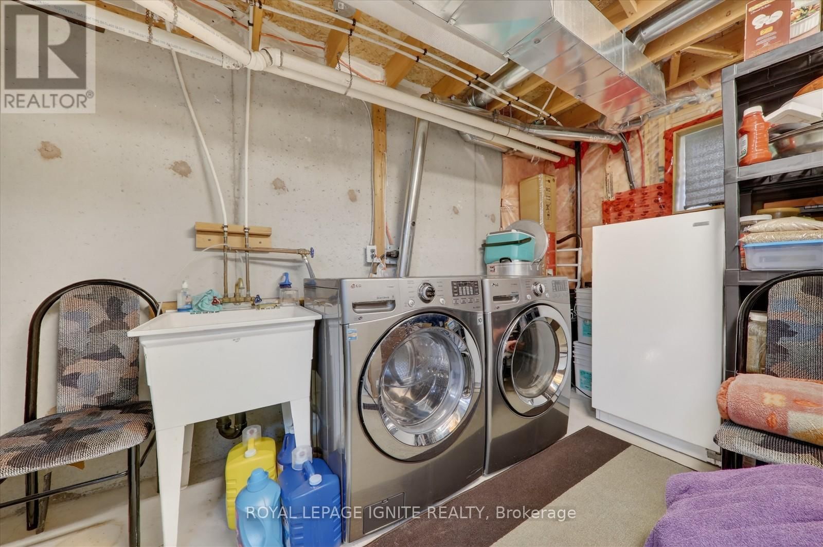 36 - 72 OAKINS LANE Image 32