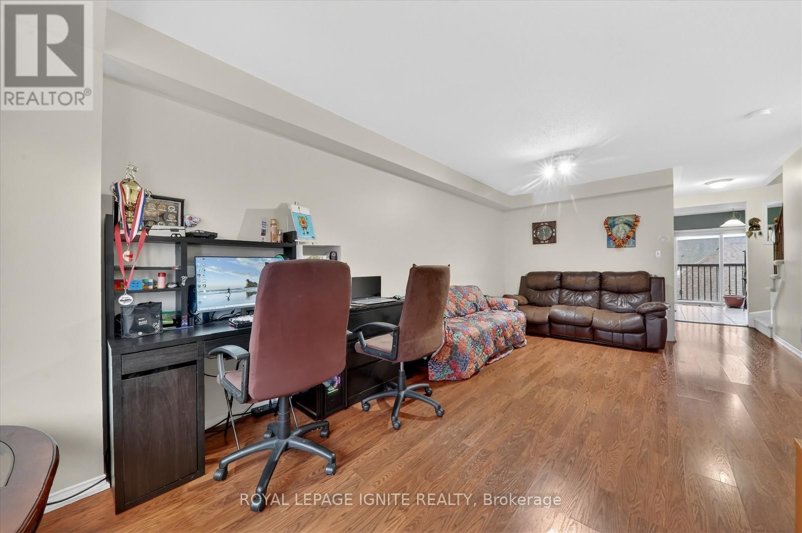 36 - 72 OAKINS LANE Image 9