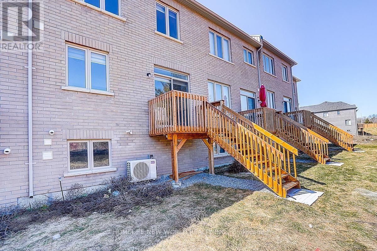 2865 ALBATROSS WAY Image 26