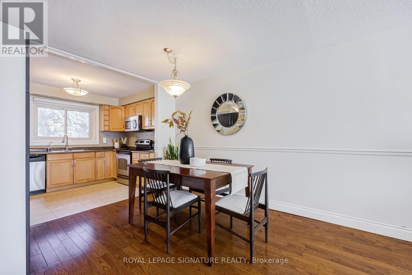 36 RANDALL DRIVE Image 9