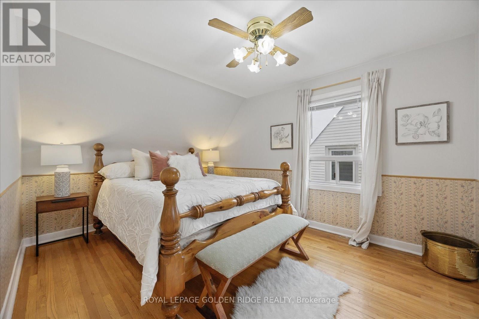 10 EASTGATE CRESCENT Image 19