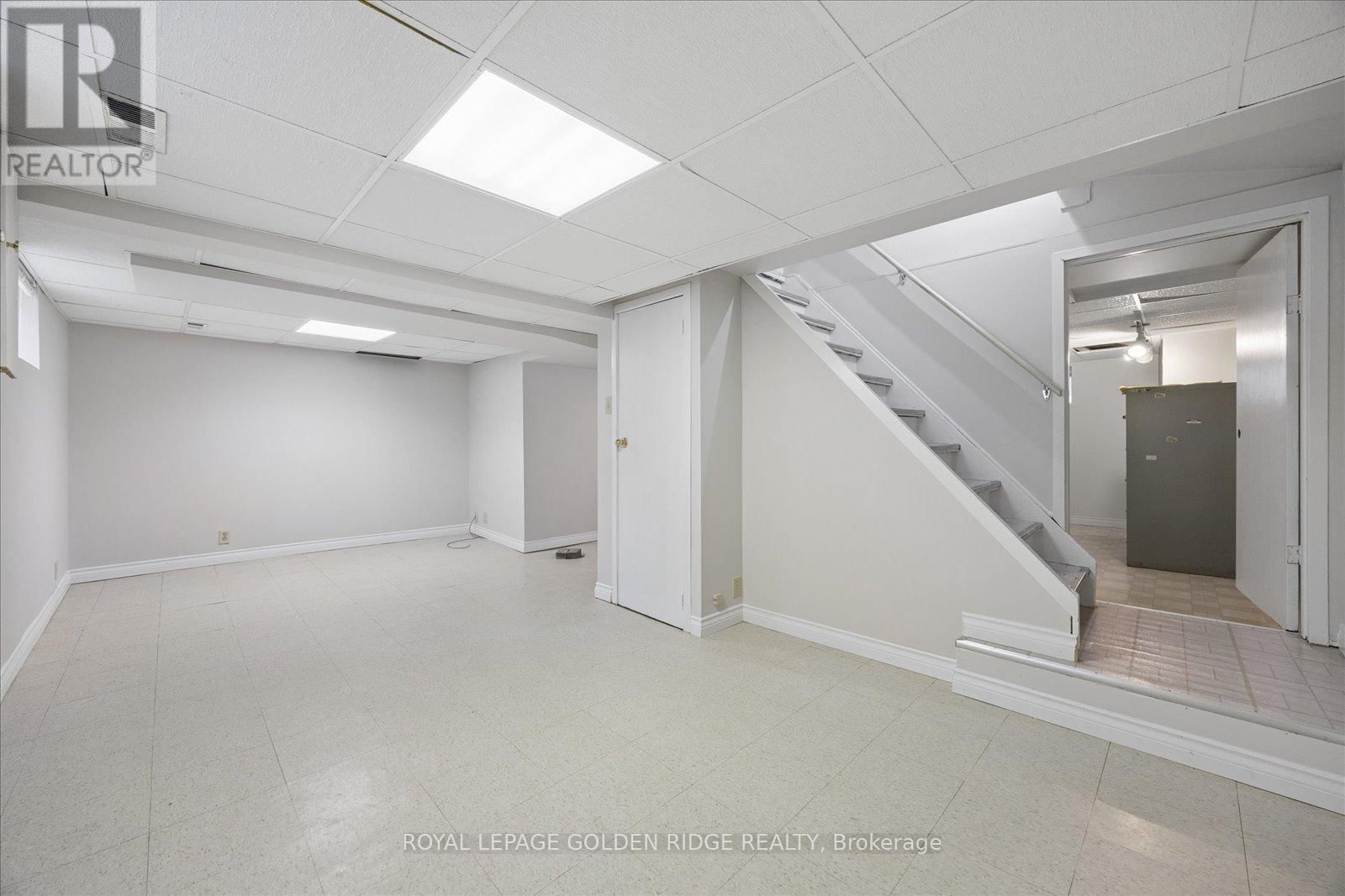 10 EASTGATE CRESCENT Image 21