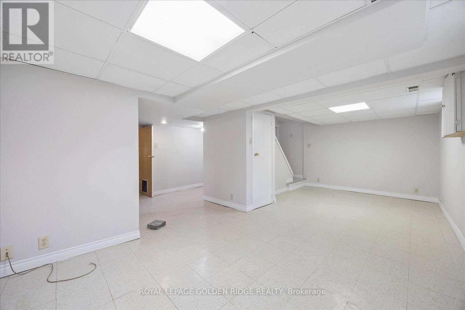 10 EASTGATE CRESCENT Image 23