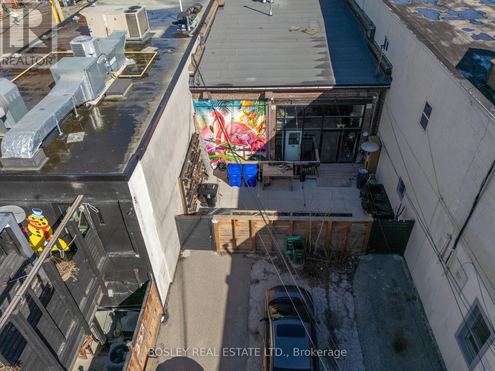 B - 711 QUEEN STREET EAST Image 26