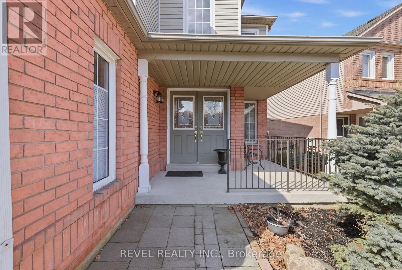 116 HIBBARD DRIVE Image 2