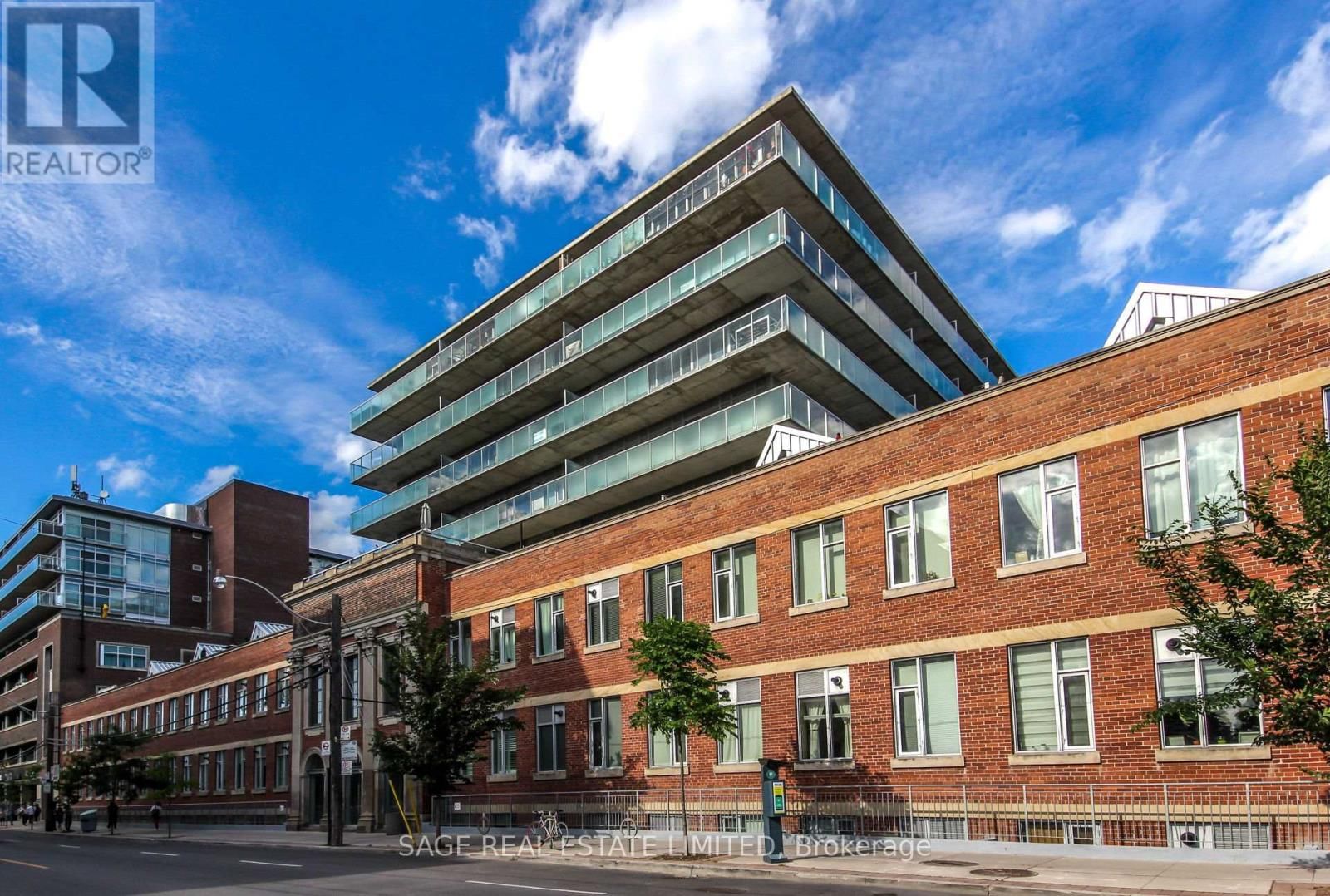 411 - 201 CARLAW AVENUE Image 33