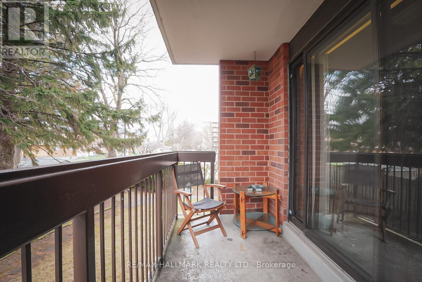 203 - 3734 ST CLAIR AVENUE EAST Image 18