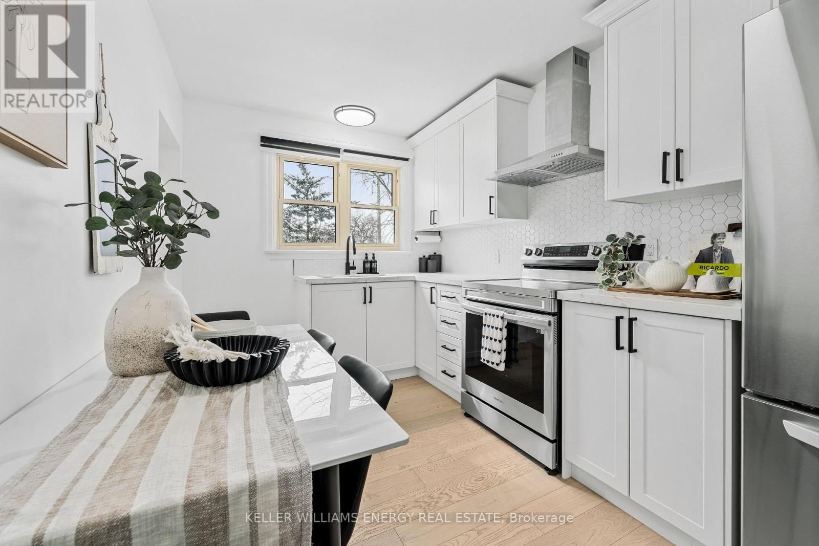 267 LIBERTY STREET NORTH Image 5