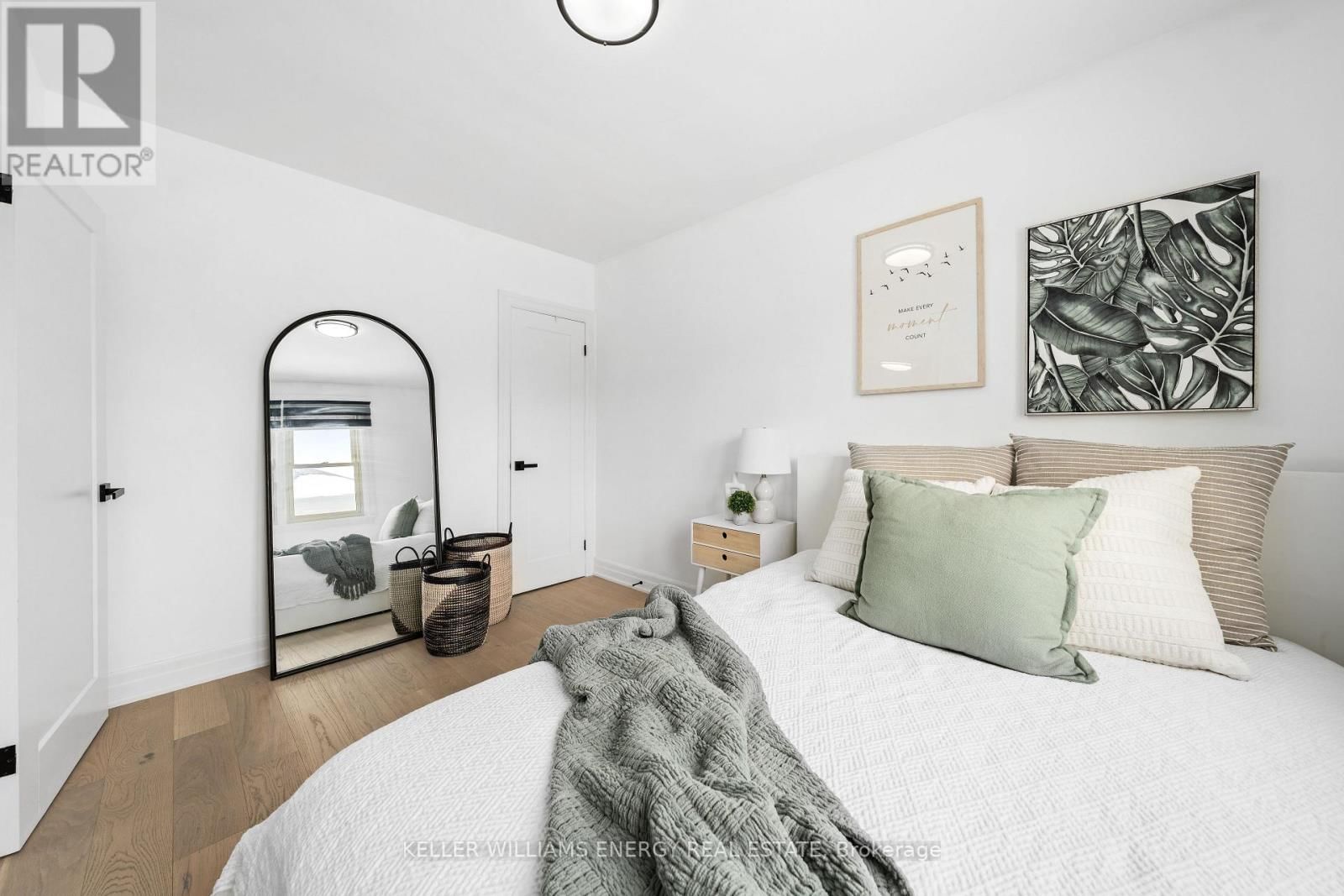 267 LIBERTY STREET NORTH Image 7