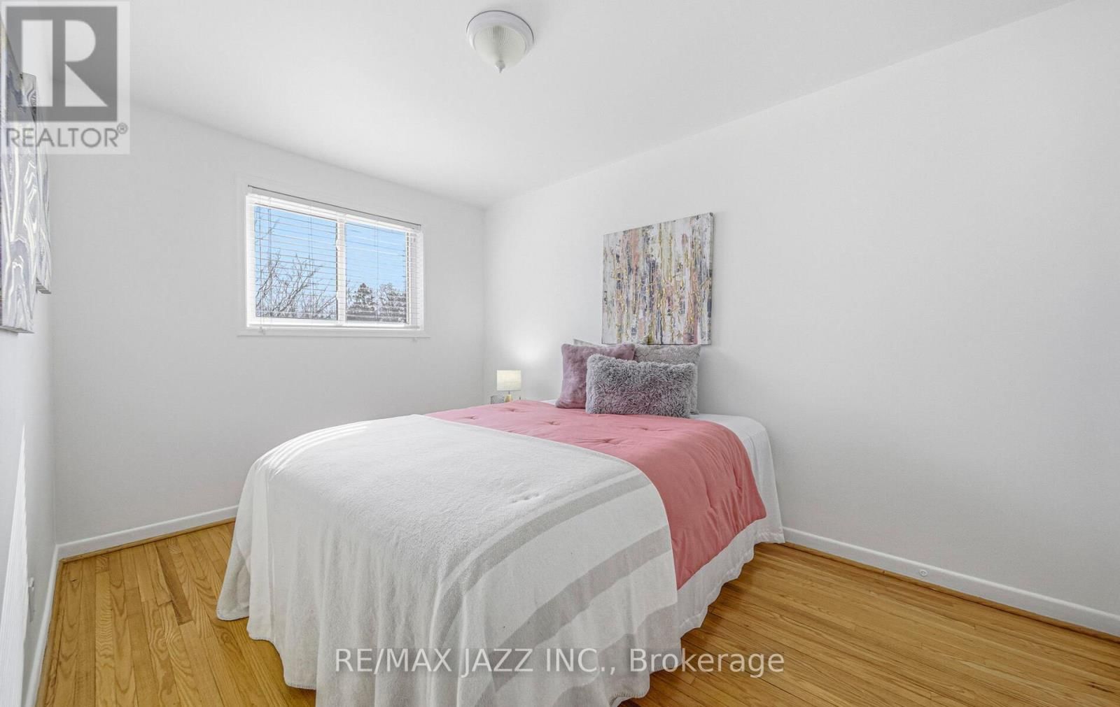 1367 GARVOLIN AVENUE Image 16