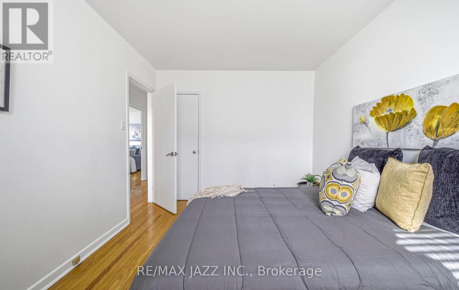 1367 GARVOLIN AVENUE Image 19