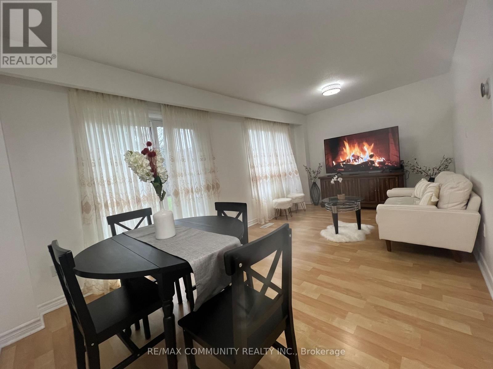 284 SPRUCEWOOD COURT Image 5