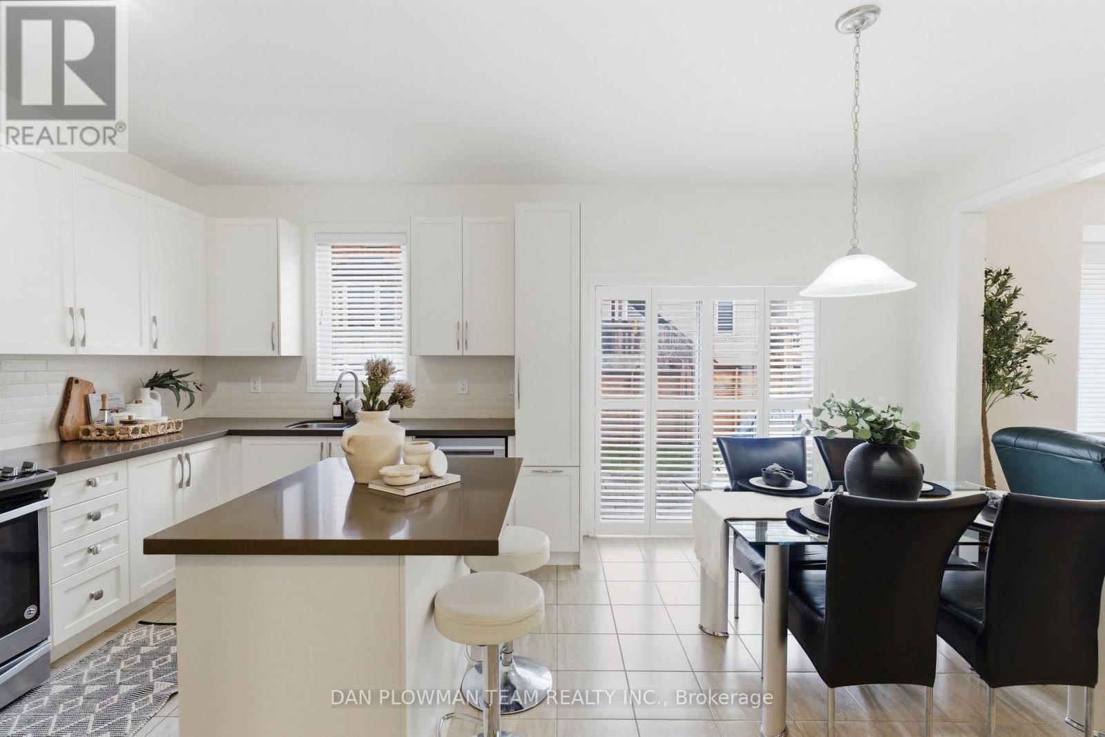 28 SHELDON DRIVE Image 10