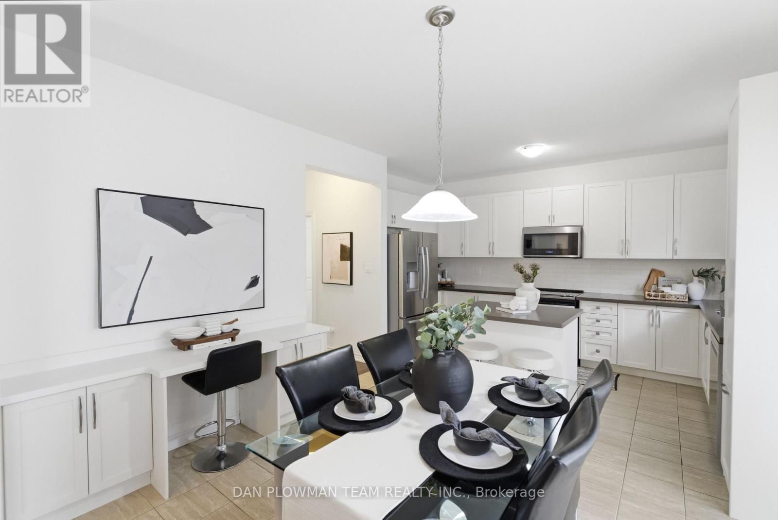 28 SHELDON DRIVE Image 16