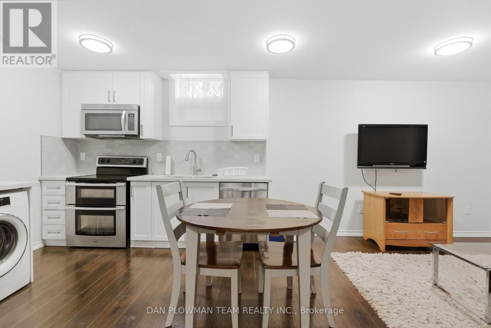 28 SHELDON DRIVE Image 38