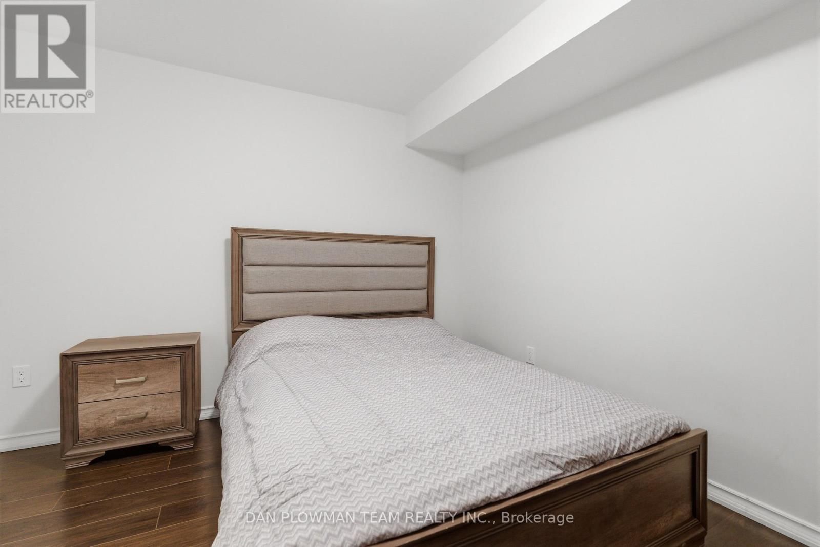 28 SHELDON DRIVE Image 45