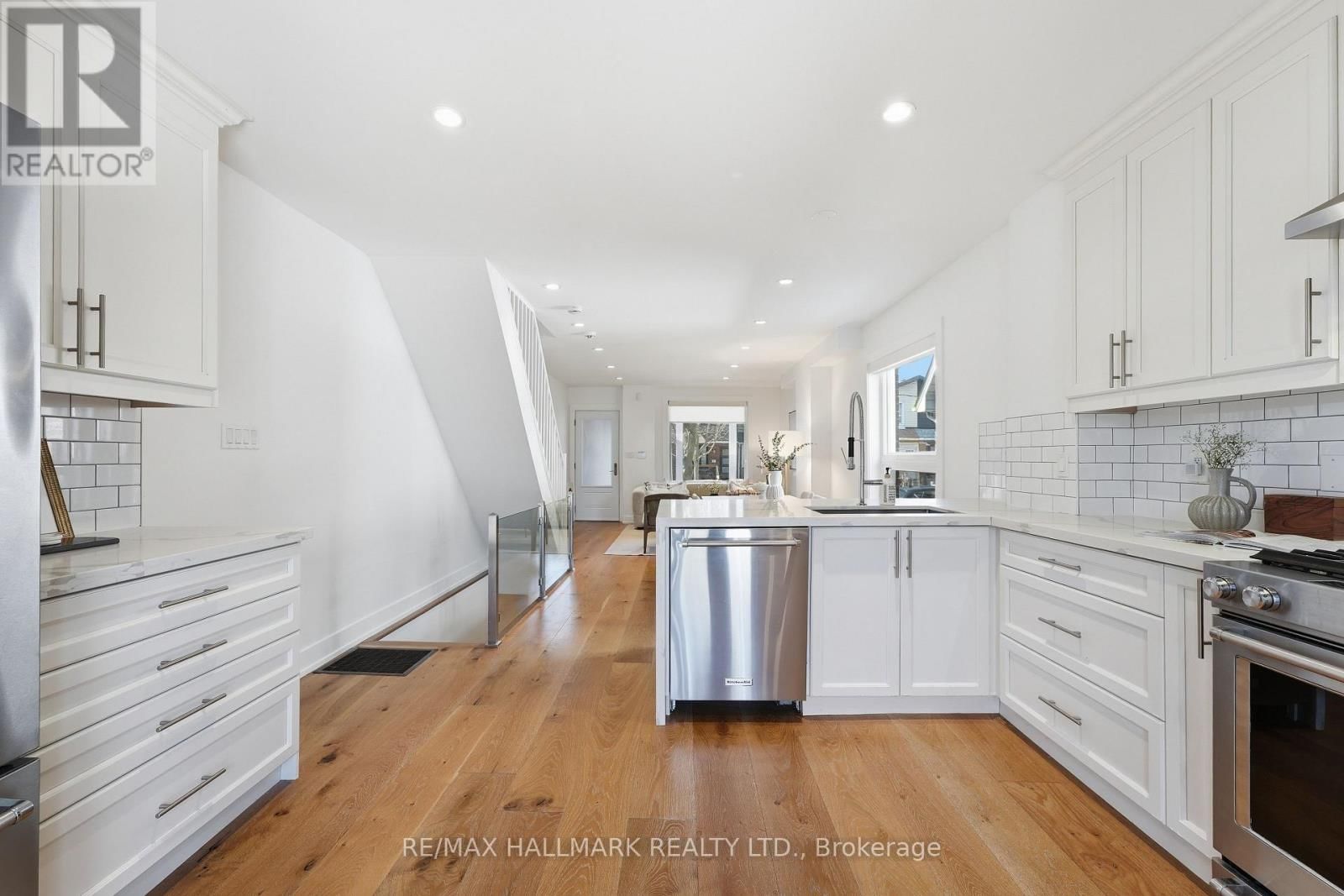 45 HILTZ AVENUE Image 14