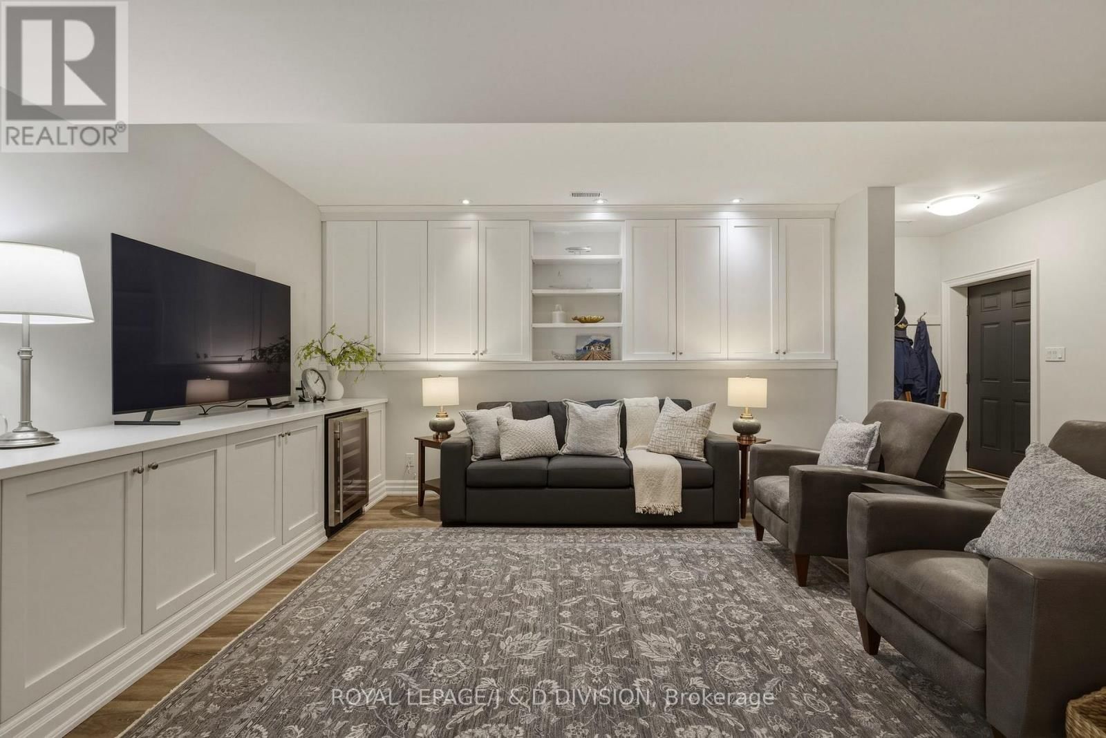 85 WHEELER AVENUE Image 30