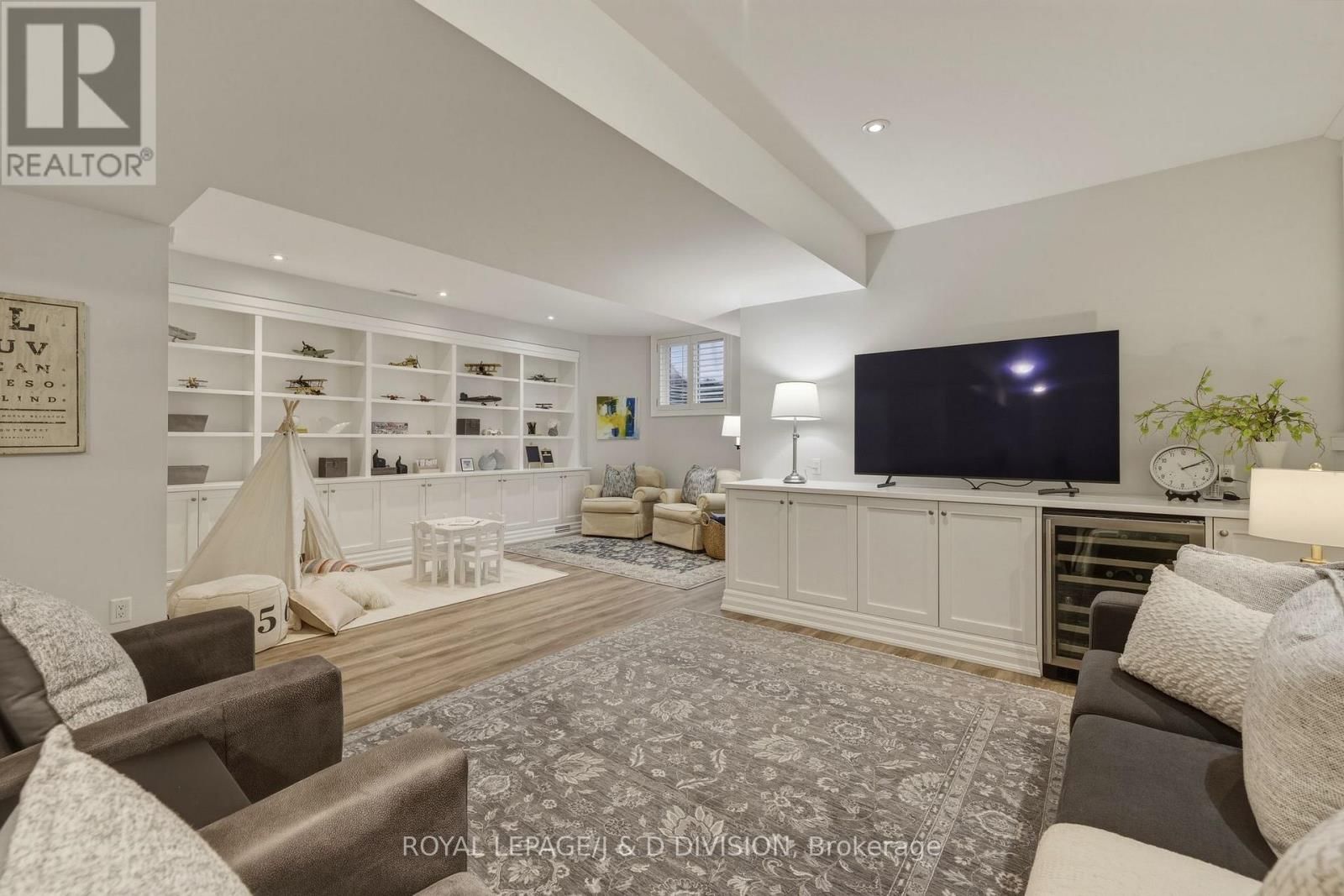 85 WHEELER AVENUE Image 33