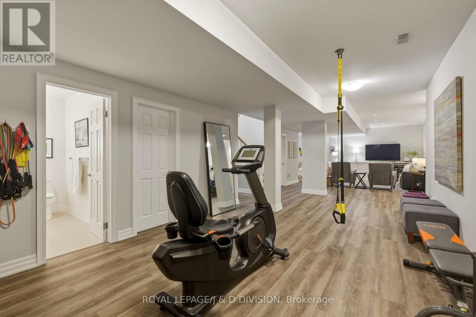 85 WHEELER AVENUE Image 35